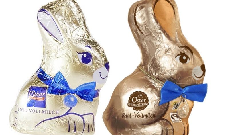 Schoko-Hohlfigur: Links der Hase von Gubor, rechts das Pendant von Aldi.