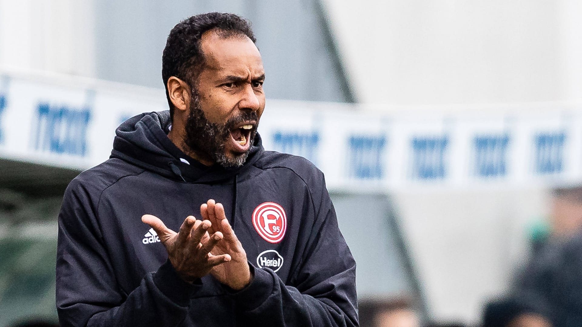 Düsseldorf-Trainer Daniel Thioune.