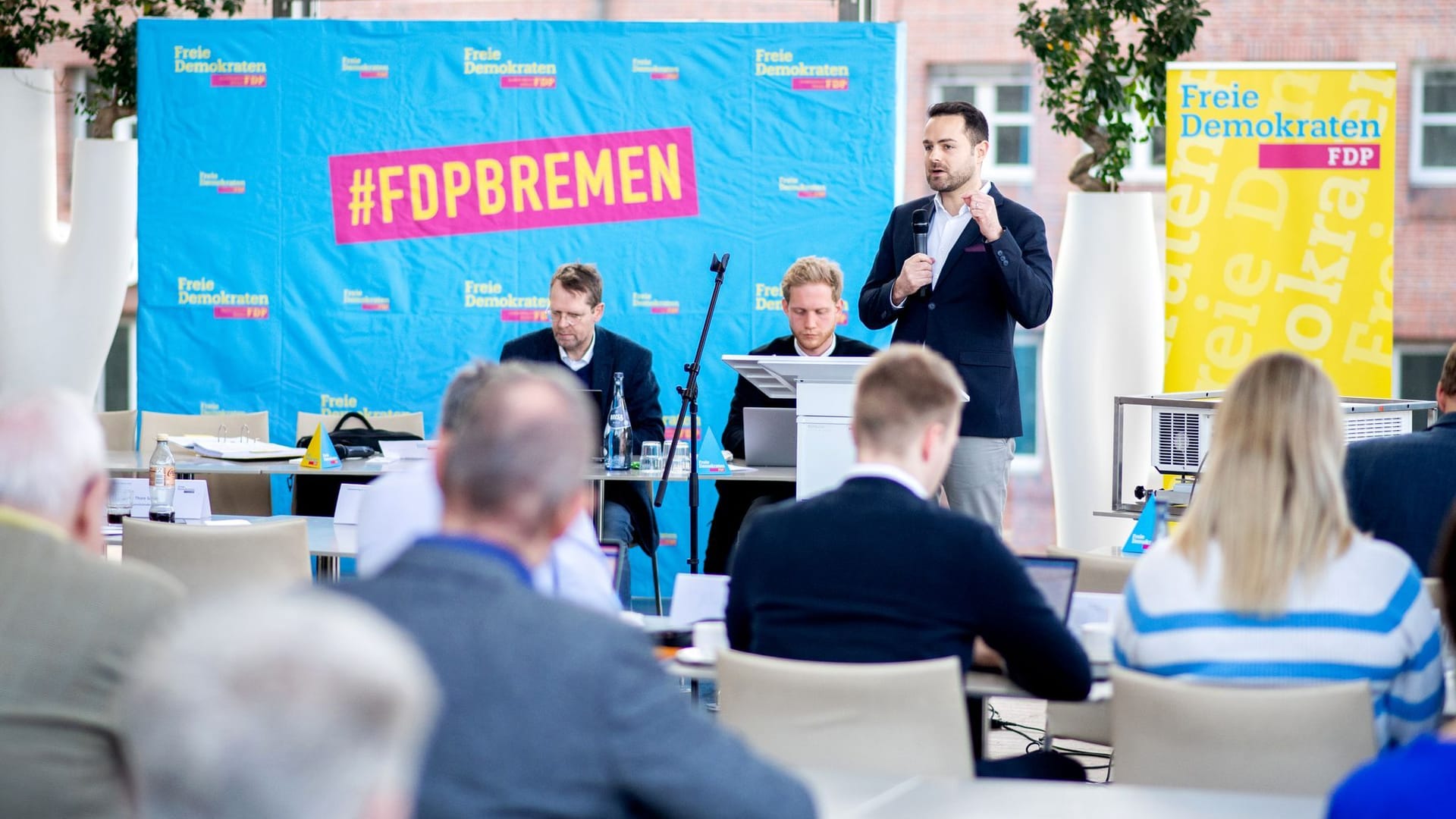 Parteitag der FDP in Bremen Parteitag der FDP in Bremen