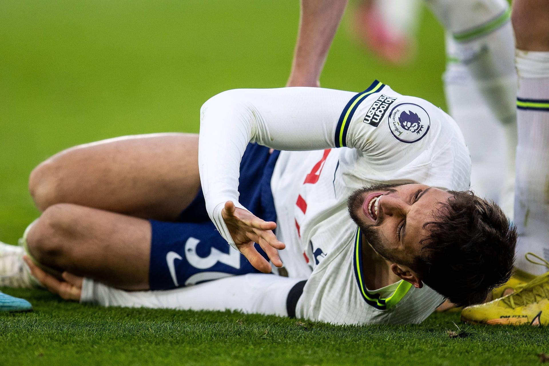 Rodrigo Bentancur am Boden: Die Saison ist für den Mittelfeldspieler gelaufen.