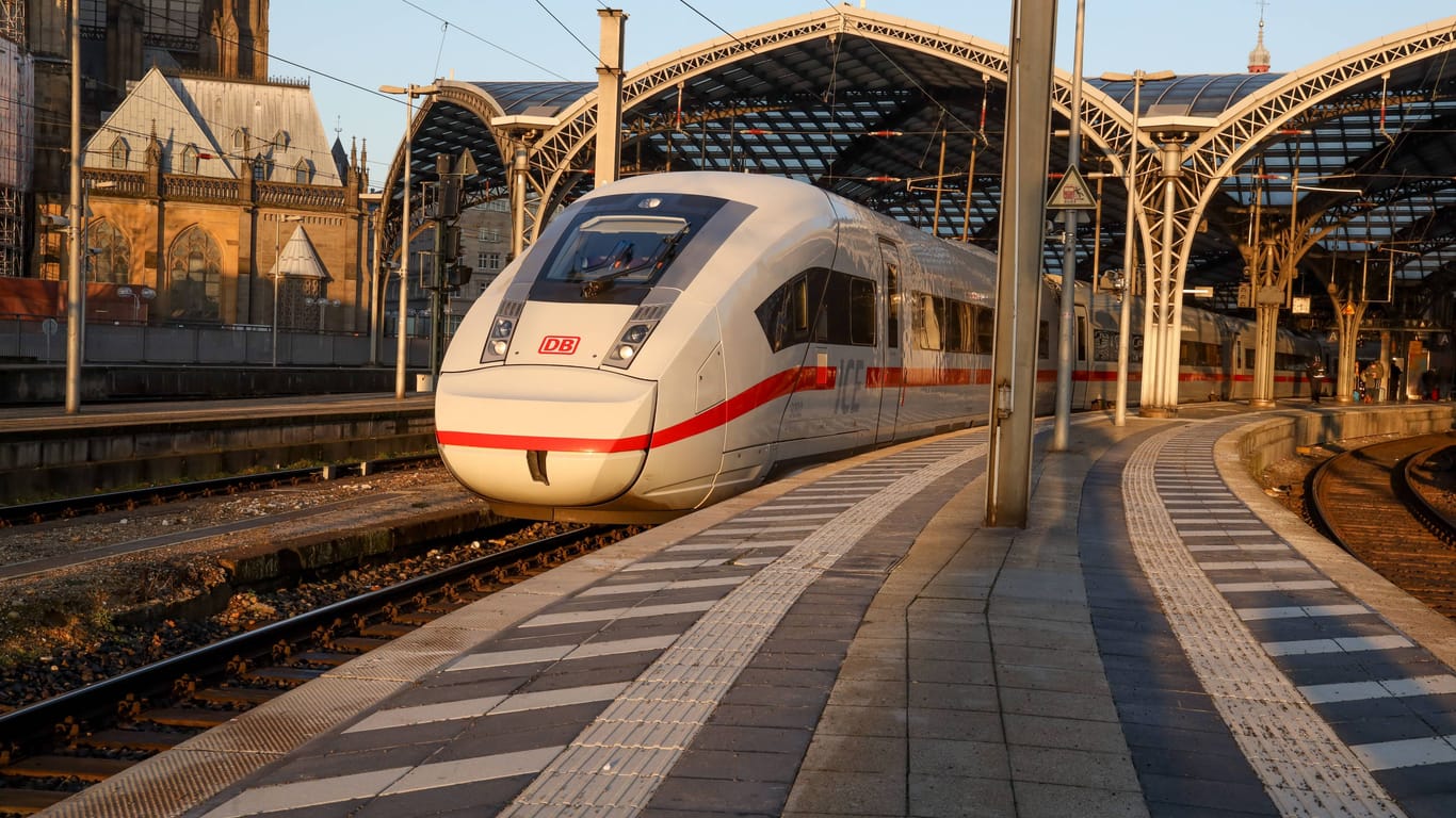 Köln Hauptbahnhof: Fenrzüge zwischen Koblenz und Bonn fahren im März zeitweise den Kölner Hauptbahnhof nicht mehr an.