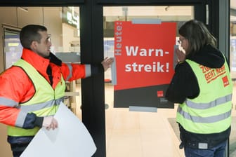 Verdi-Warnstreik an Flughäfen - Hamburg