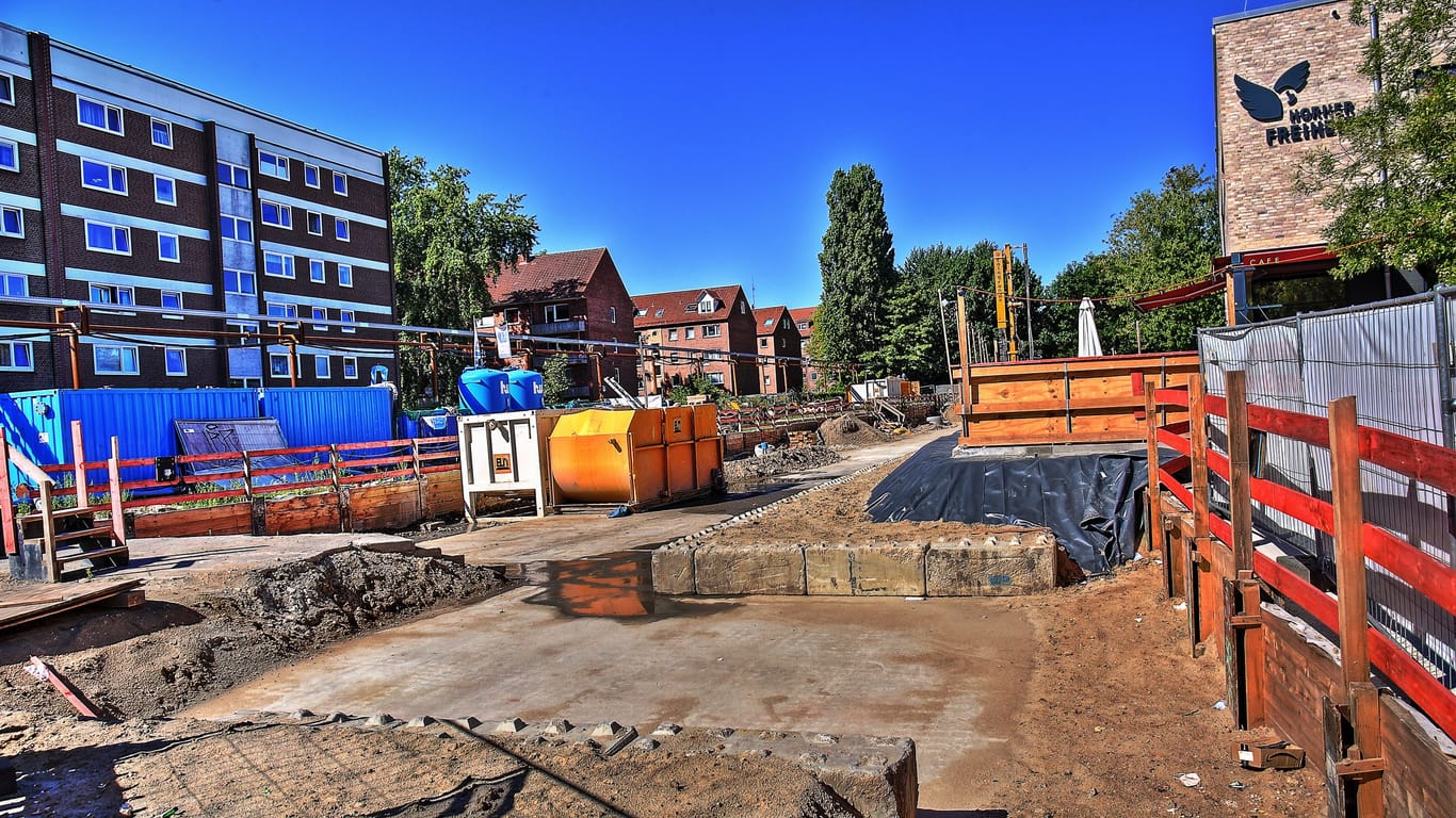 Großbaustelle am Stadtteilhaus Horner Freiheit (rechts im Bild): Wegen der Bauarbeiten leiden die lokalen Gewerbe.
