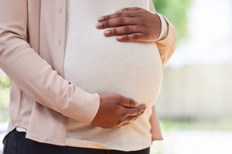 Alarmierende Zahlen: Im Jahr 2020 starben weltweit Schätzungen zufolge 287.000 Frauen während der Schwangerschaft oder der Geburt.