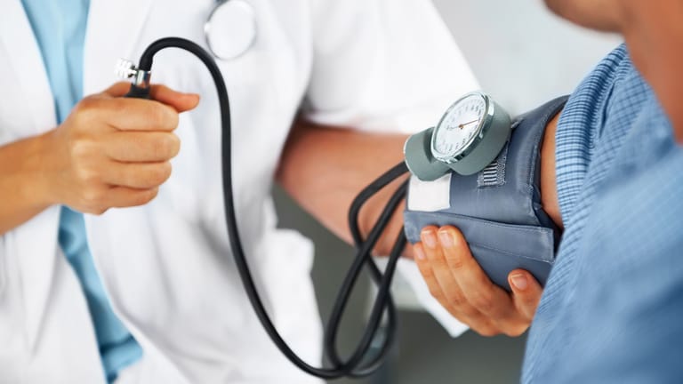 Bluthochdruck gehört zu den größten Risikofaktoren für Vorhofflimmern.