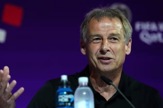 Jürgen Klinsmann: Der Coach ist seit einem Aus bei Hertha BSC ohne Trainerjob.