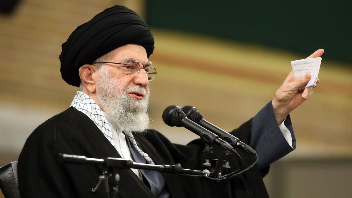 Irans Religionsführer Ajatollah Ali Chamenei: Auch im Rahmen der Proteste inhaftierte Demonstranten sollen begnadigt werden.