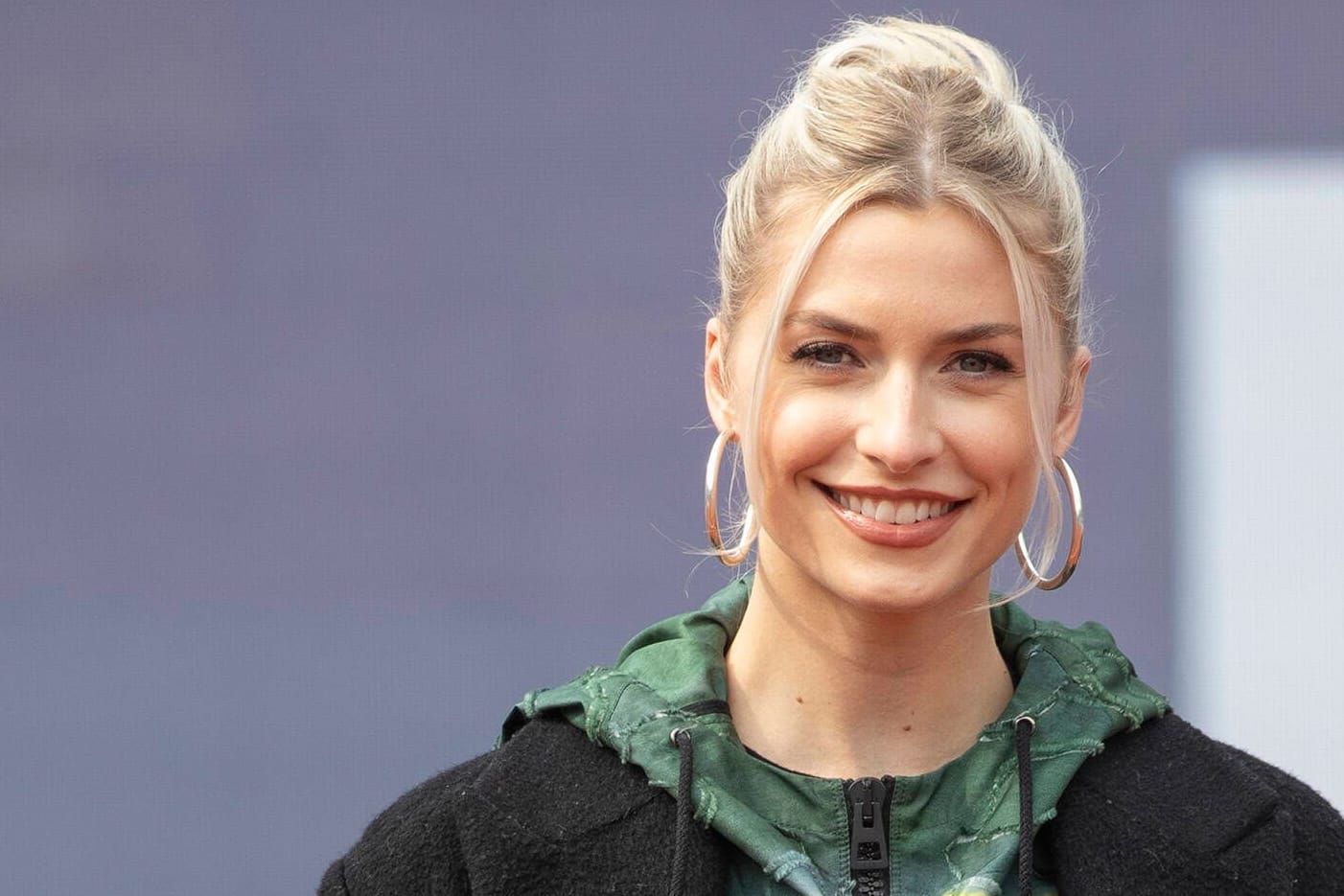 Lena Gercke: Sie überrascht im besonderen Look.