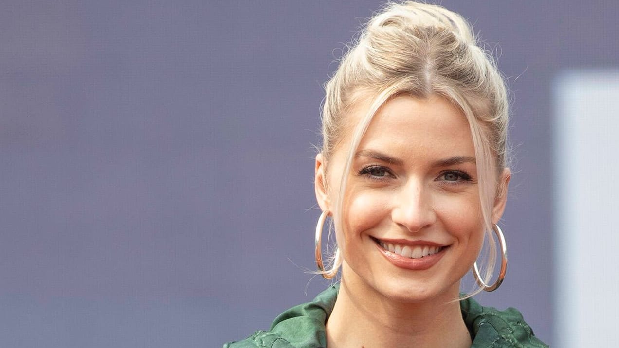 Lena Gercke: Sie überrascht im besonderen Look.