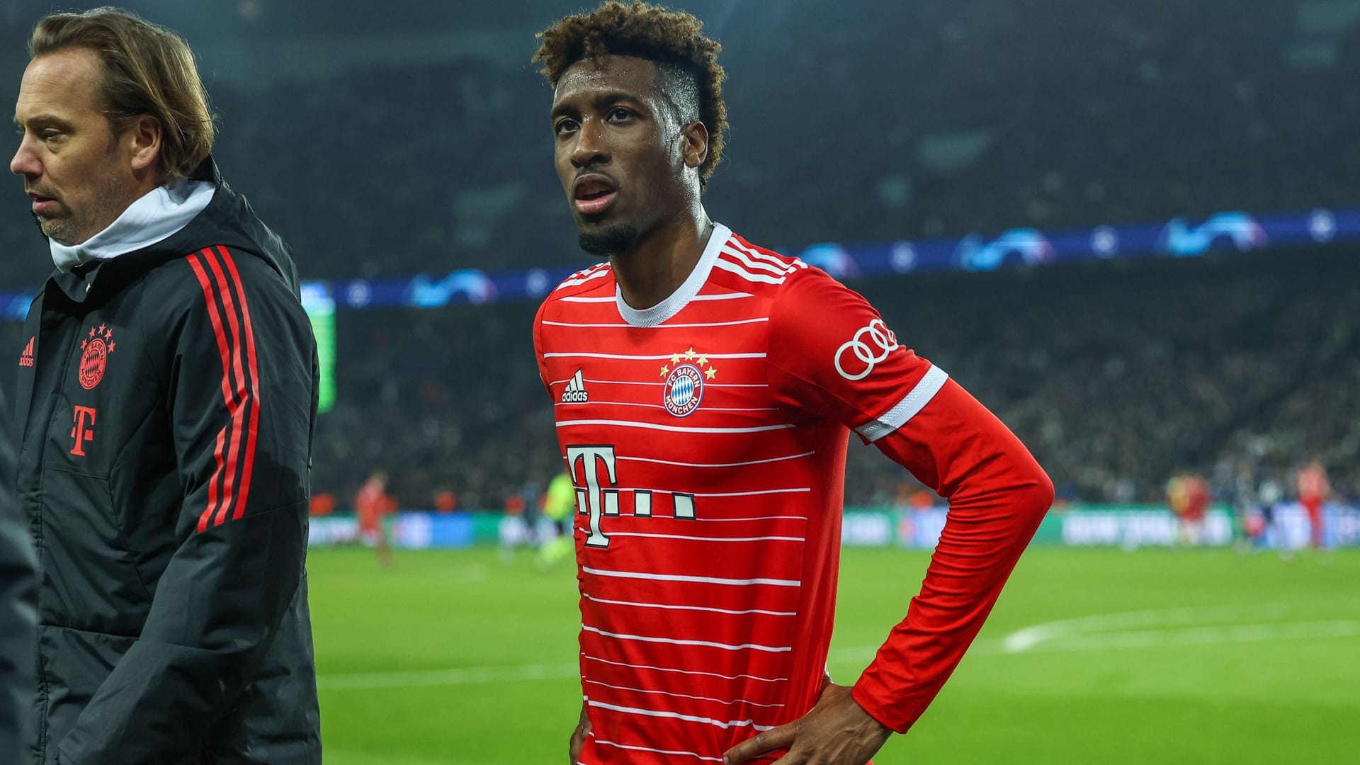 Abgang: Kingsley Coman nach seiner Auswechslung in Paris.