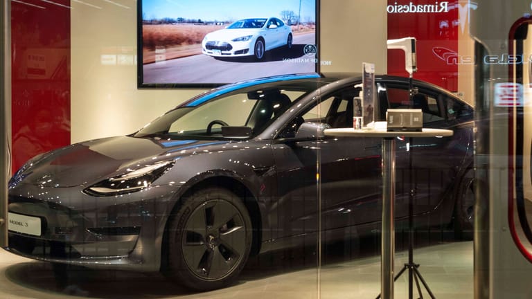 Tesla-Händler: Die US-Marke senkt die Preise einiger Modelle.