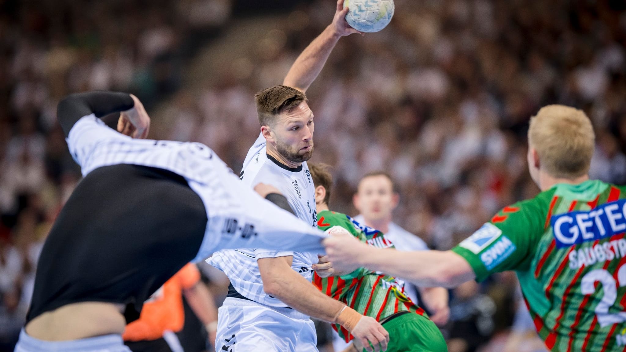 Handball | Getrübter Magdeburger Jubel über Pokal-Coup gegen Kiel