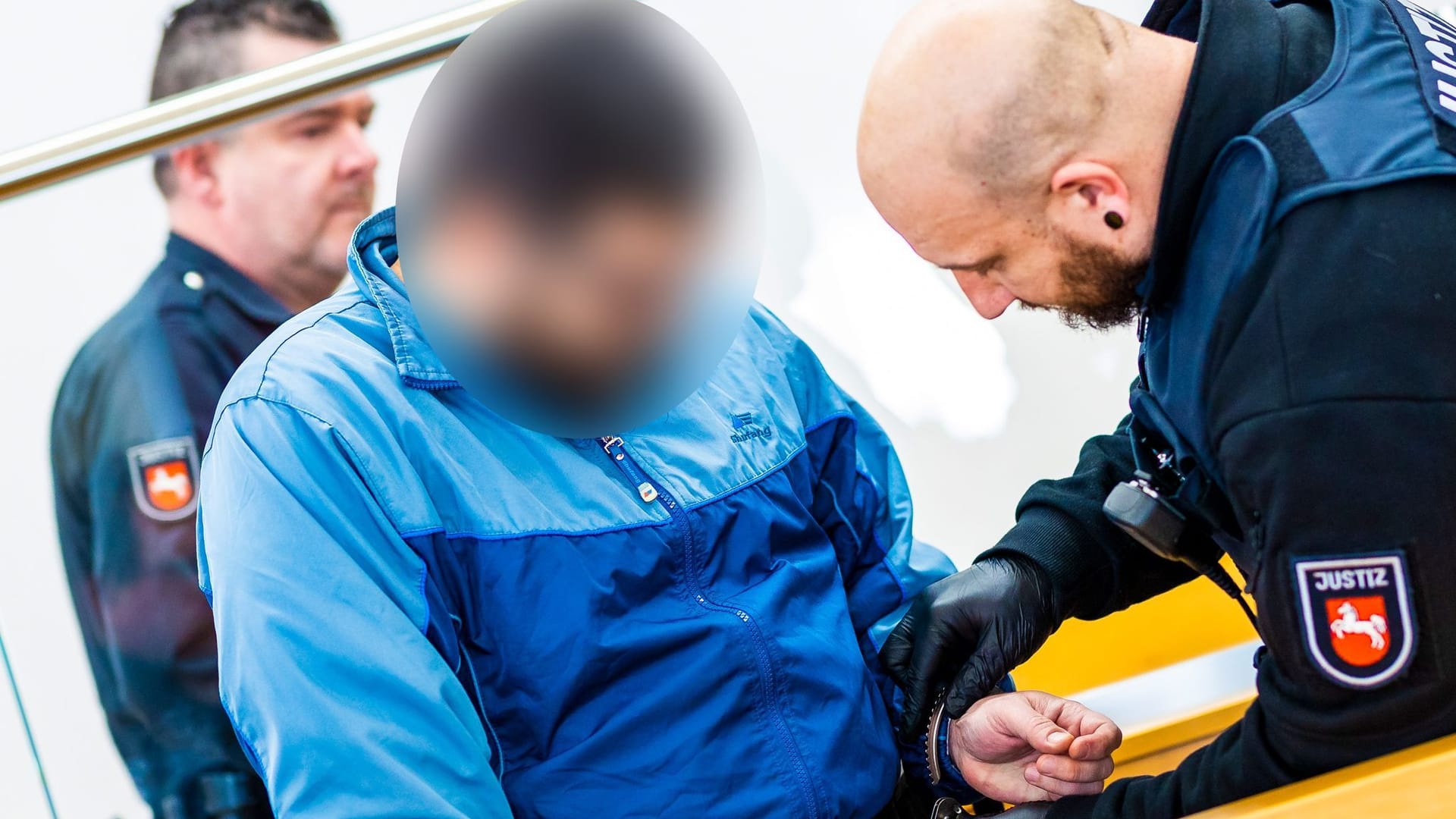 Prozessauftakt im Landgericht Hannover: Den Angeklagten wird heimtückischer Mord vorgeworfen.