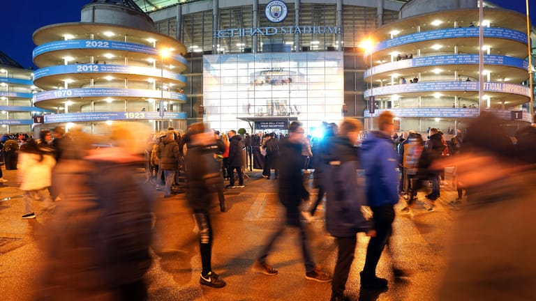 Vor dem Achtelfinalrückspiel bei Manchester City kam es beim Fanmarsch der Anhänger von RB Leipzig zu einem Zwischenfall.