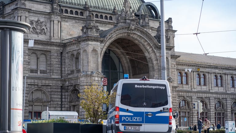 In Nürnberg wurden zwei Teenager dingfest gemacht, die zuvor in Ansbach ihr Unwesen getrieben hatten.