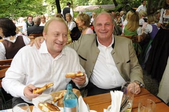 Alfons Schuhbeck ist mit dem FC Bayern eng verbunden (Archivbild): Unter anderem durch seine "Fitness"-Küche für die Bayernstars.