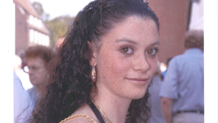 Mandy Müller im Jahr 2008: Mit diesem und anderen Fotos sucht die Polizei seit ihrem Verschwinden nach der damals 18-Jährigen.
