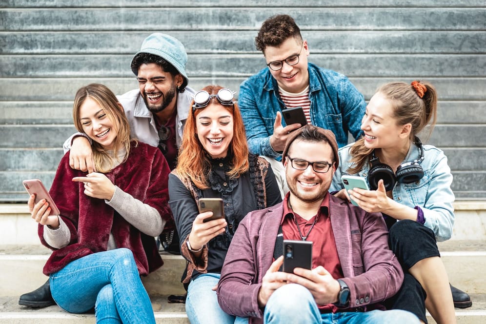 WhatsApp-Gruppen kopieren: Eine Gruppe können Sie mithilfe des Gruppen-Links kopieren.