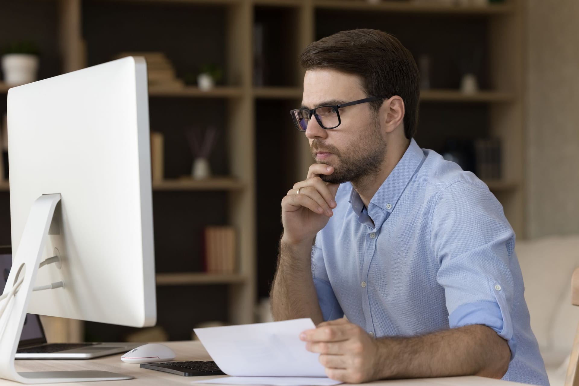 E-Mails mit Outlook zeitversetzt senden: In den Übermittlungsoptionen können Sie festlegen, wann Ihre E-Mail abgeschickt wird.