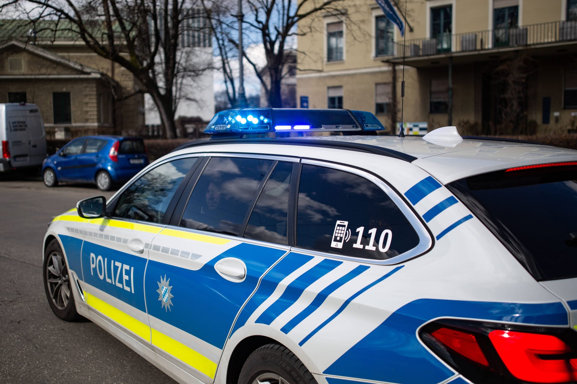 Polizei, München, Raubüberfall, Isarvorstadt, Zeugenaufruf