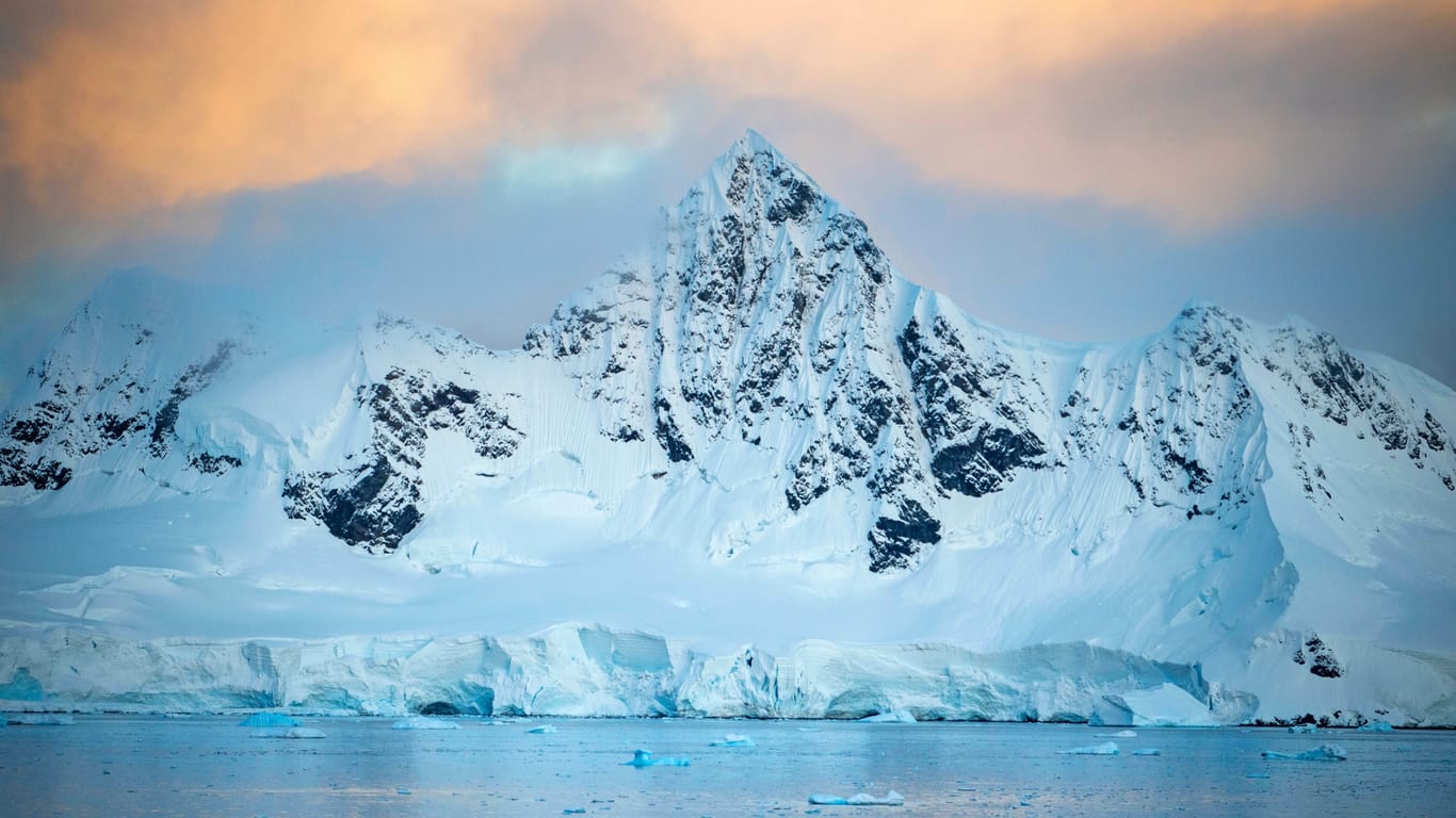 Die Bucht Wilhelmina Bay in der Antarktis (Archivbild): Klimaveränderungen werden in der Region besonders deutlich, so Forscher.