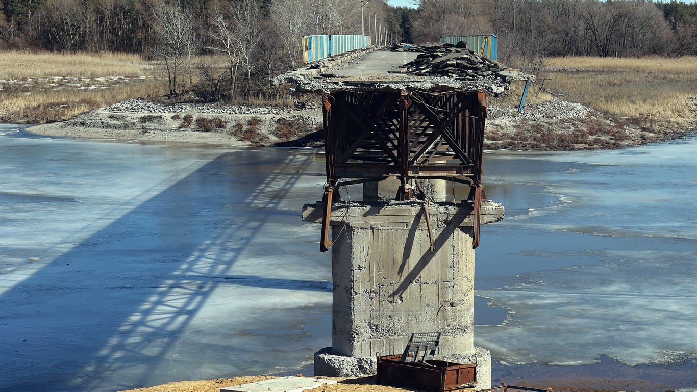 Ein Gewässer in der Region Charkiw: Russland verhindert die sichere Wasserversorgung von Millionen Menschen.