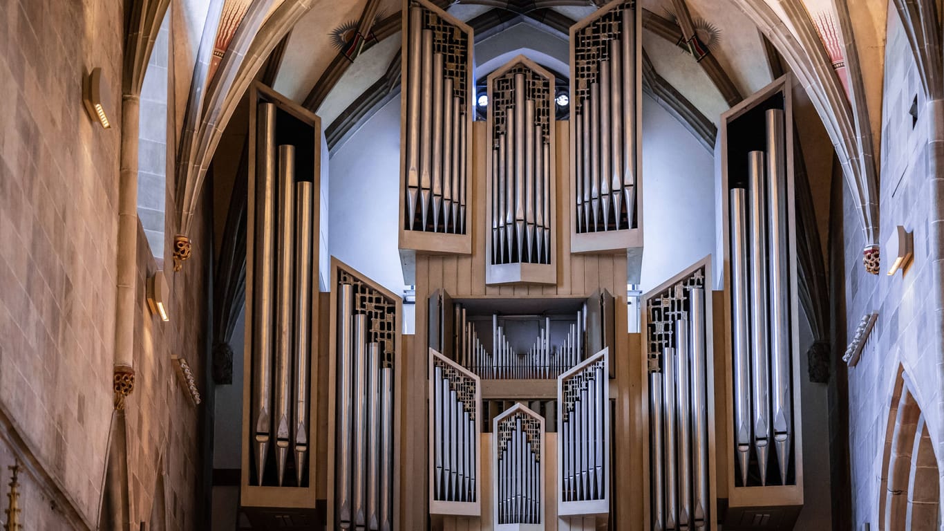 Kirchenorgel (Symbolbild): Es muss nicht immer Bach sein, auch Unterhaltungsmusik wird in Kirchen gespielt.
