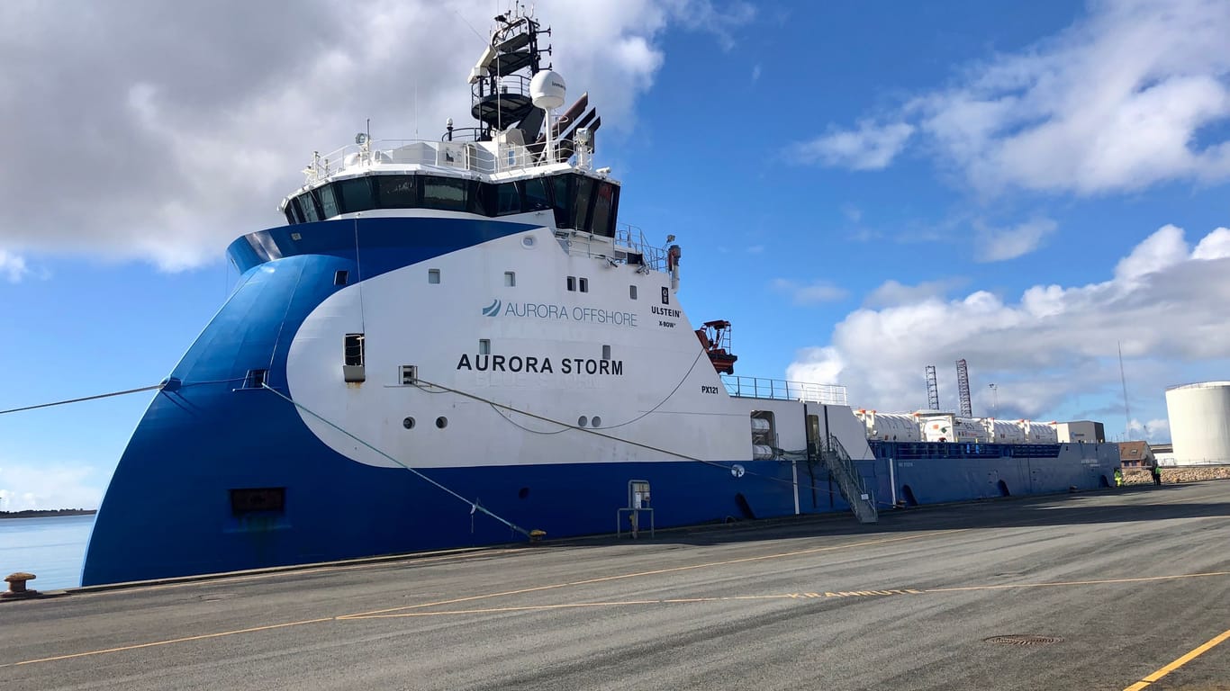 Die "Aurora Storm" transportiert CO2 zur Offshore-Plattform Nini-West. Von dort wird es in das ausgeförderte Ölfeld eingespeist.