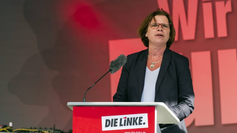 Kristina Vogt bei einer Wahlveranstaltung 2019: Damals wie heute geht sie als Spitzenkandidatin für die Partei Die Linke ins Rennen.