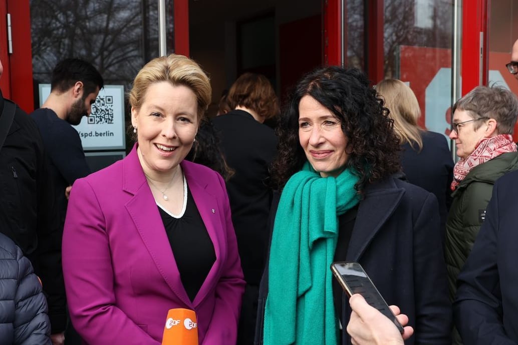 Franziska Giffey (SPD), Regierende Bürgermeisterin von Berlin, und Bettina Jarasch (Bündnis90/Die Grünen): Sie kamen im Berliner Abgeordnetenhaus zu Sondierungen zusammen.