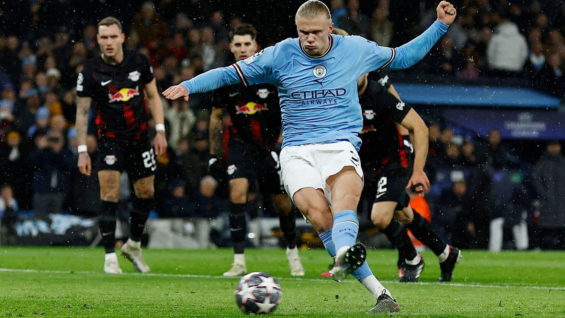 Erling Haaland: Der Norweger brachte Manchester City mit seinem Doppelpack gegen Leipzig früh auf Viertelfinalkurs.