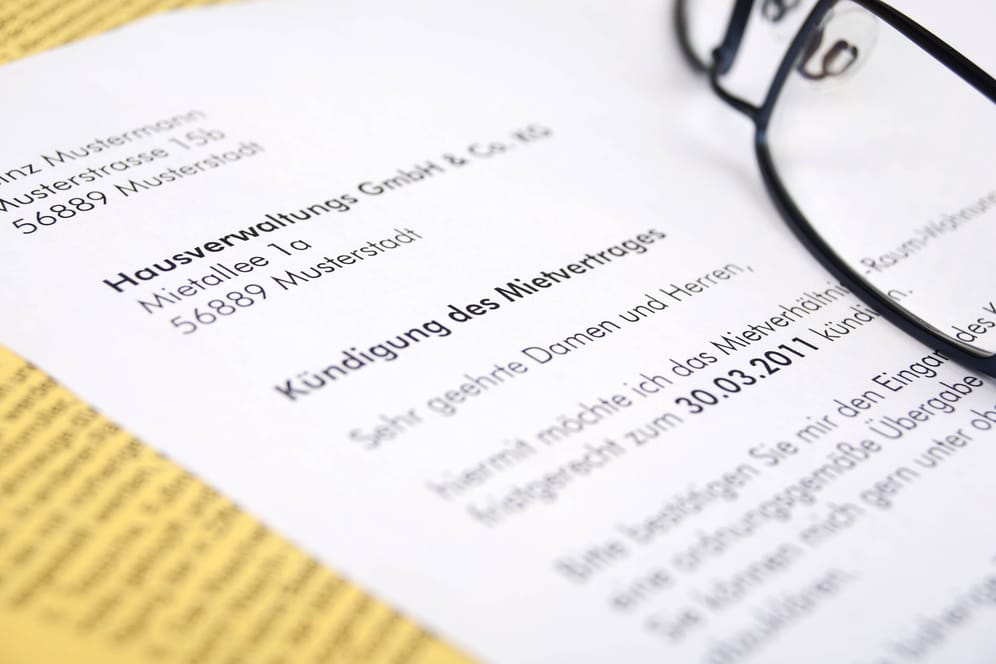 Aufkündigung des Mietvertrages: Jede Kündigung seitens des Vermieters sollte geprüft werden.