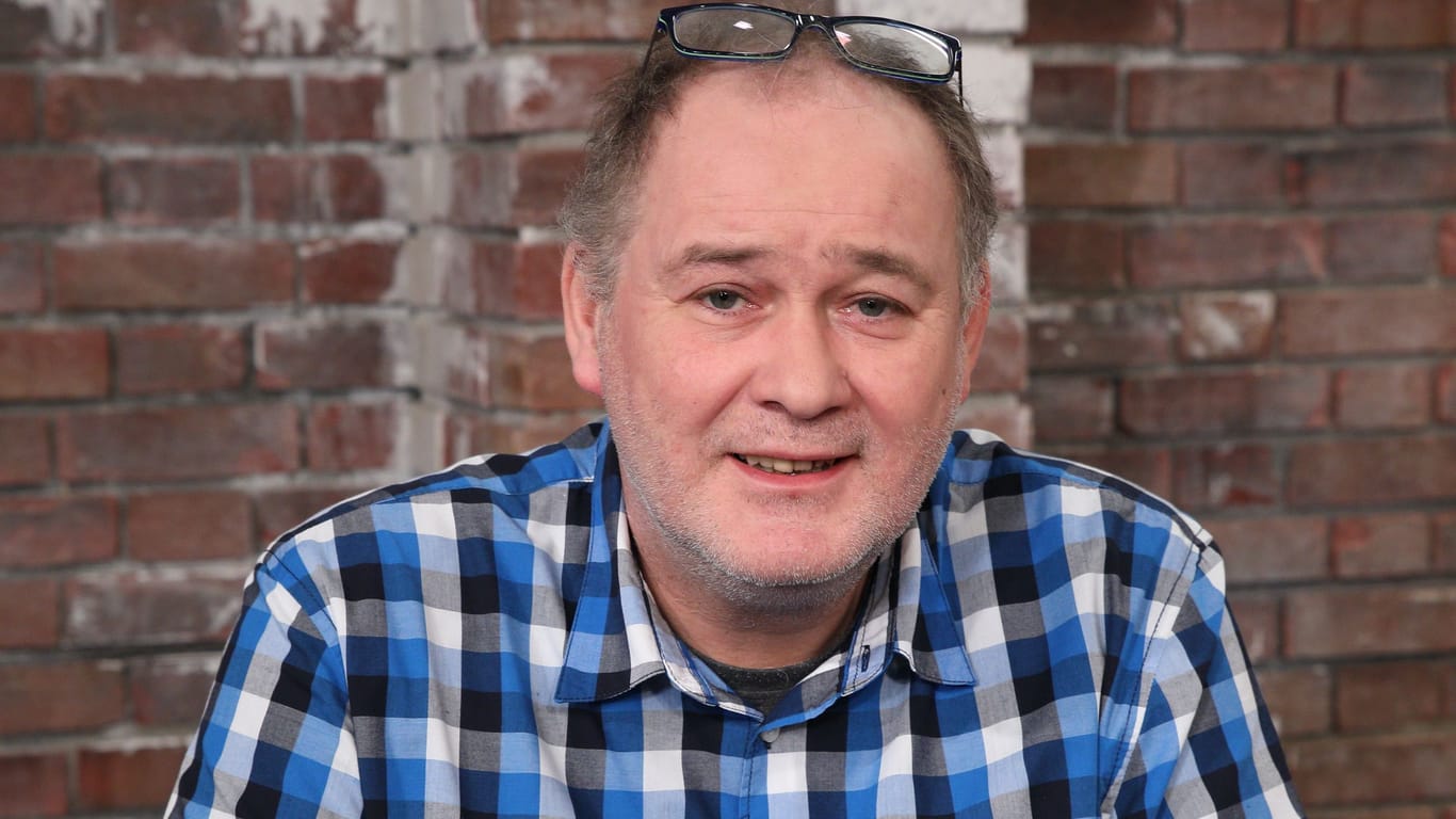 Walter "Waldi" Lehnertz: Seit 2013 steht er für "Bares für Rares" vor der Kamera. Walter "Waldi" Lehnertz: Seit 2013 steht er für "Bares für Rares" vor der Kamera.