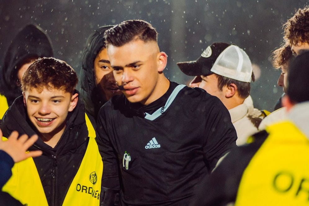 Der 21-jährige Pascal "Qualle" Martin: In seinen Videos wirbt er für Fairplay und Respekt im Fußball.