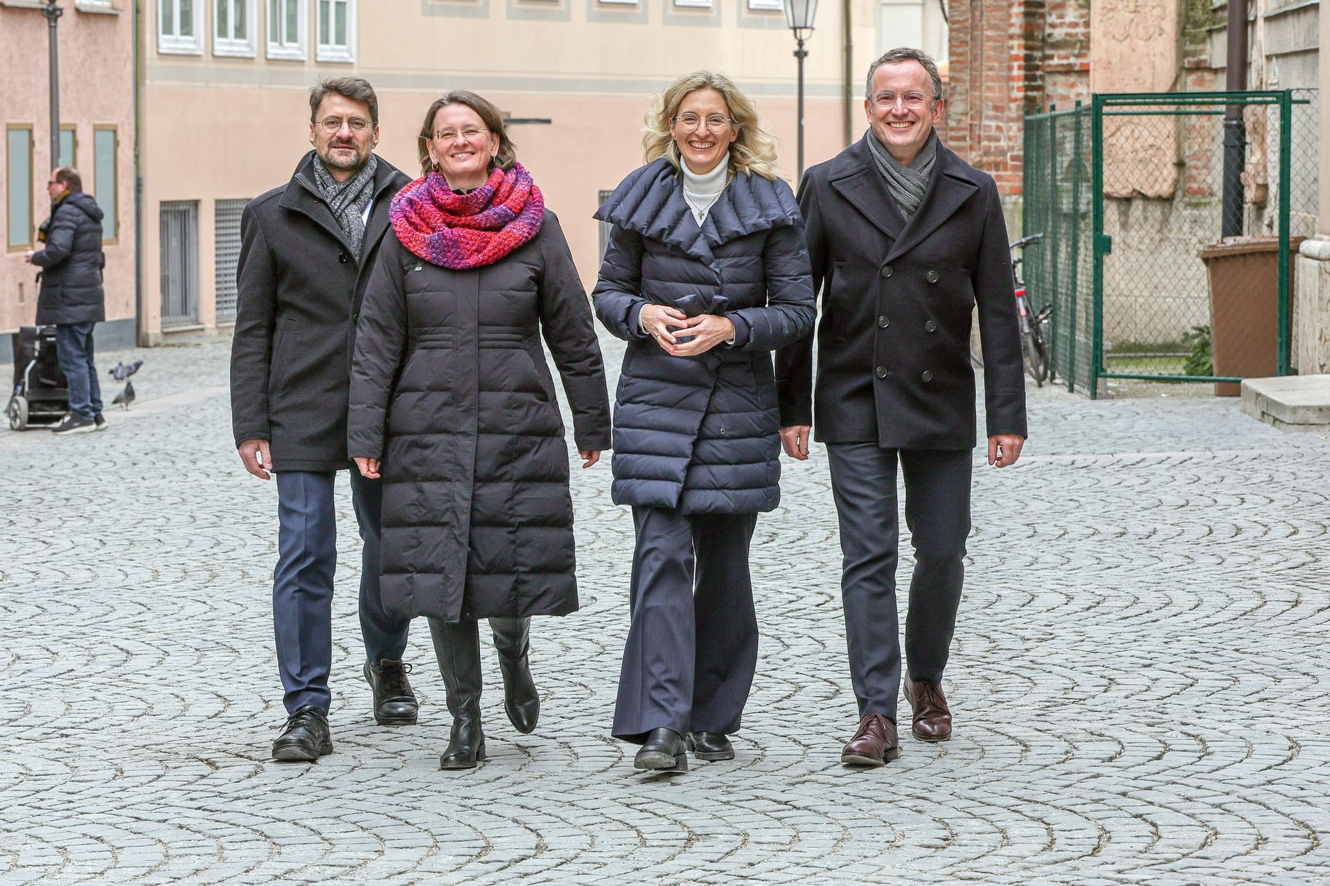Klaus Schlicker, Gabriele Hoerschelmann, Nina Lubomierski und Christian Kopp (Archivbild, von links nach rechts): Sie sind die Kandidaten zum Vorsitz der Evangelischen Landeskirche in Bayern.