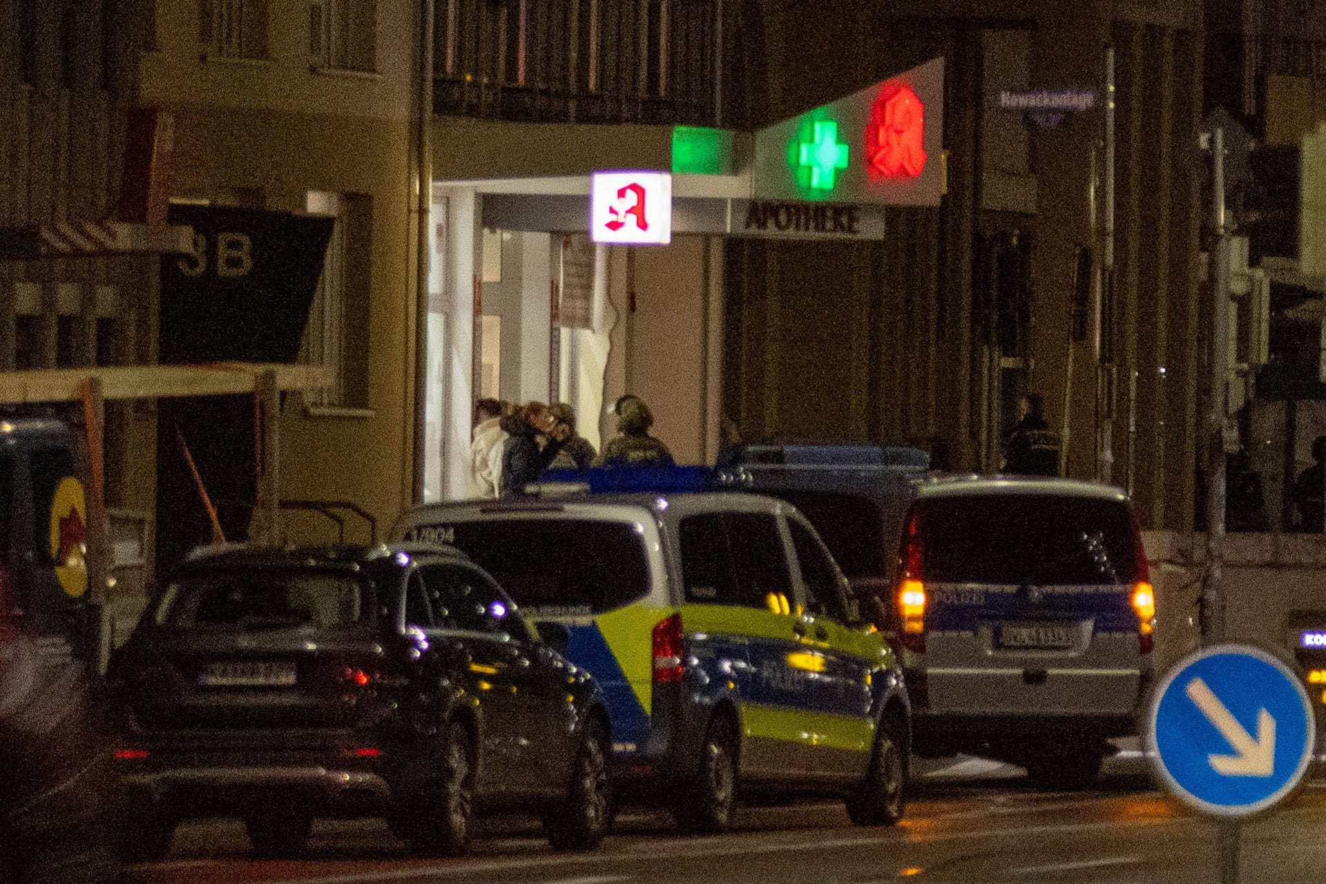 Karlsruher Apotheke: Der Verdächtige ist nach der Geiselnahme in U-Haft.