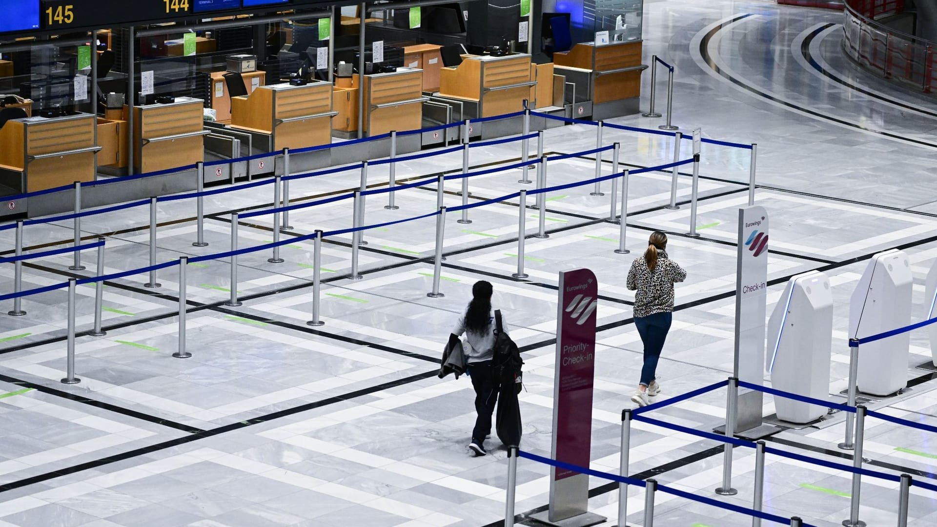 Warnstreik am Flughafen Stuttgart