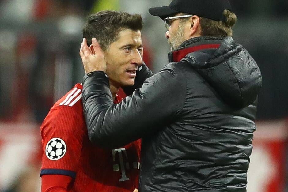 Robert Lewandowski und Jürgen Klopp (r.): Zu dem heutigen Teammanager des FC Liverpool hat der Starstürmer eine ganz besondere Bindung.