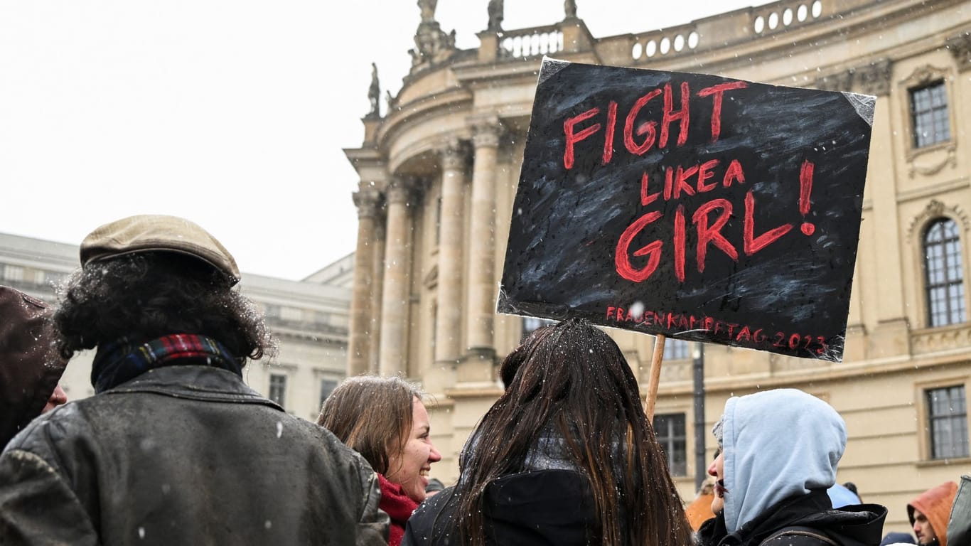 Weltfrauentag in Berlin: Tausende demonstrierten in der Hauptstadt.