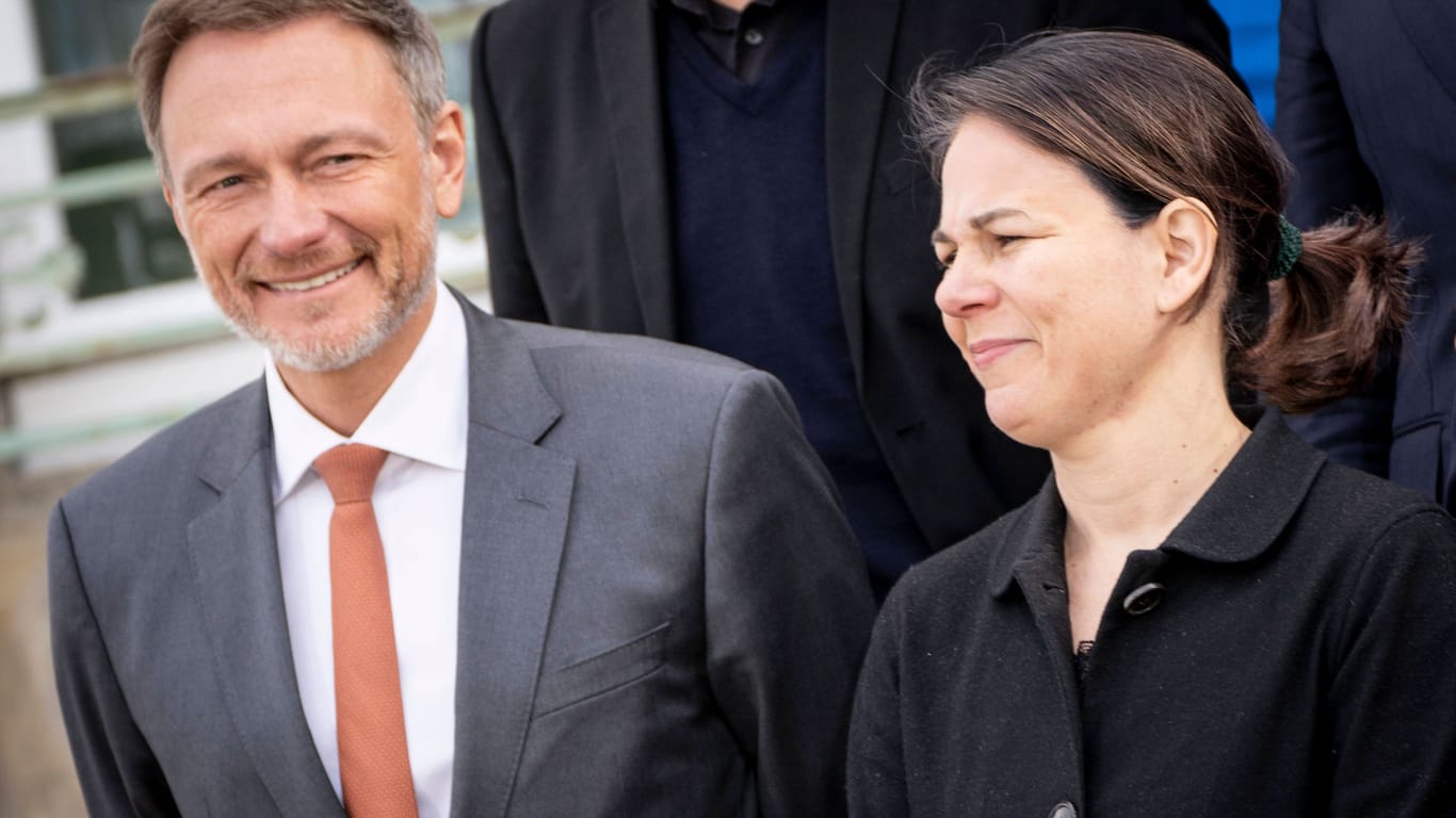 Außenministerin Annalena Baerbock und Finanzminister Christian Lindner: Plötzlich brauchen alle Geld.