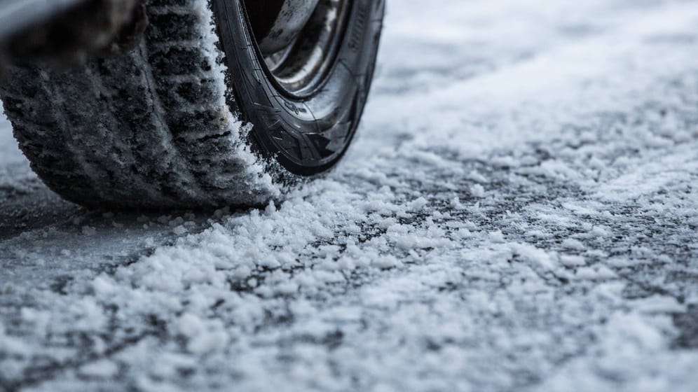Schnee, Glätte, Straßen, Baden-Württemberg, Streik, Pendler