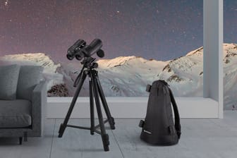 Mit dem Astronomie-Fernglas von Bresser können Tiere in der Dämmerung oder weiter entfernte Sternenbilder entdeckt werden.