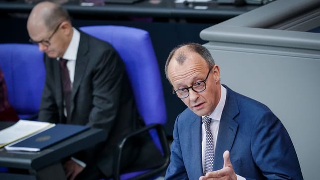 Kanzlerfrage: Friedrich Merz Liegt Laut Umfrage Vor Olaf Scholz