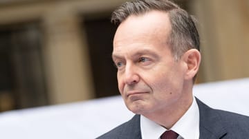 Volker Wissing: Der Verkehrsminister muss kein Klimaschutz-Sofortprogramm vorlegen. (Quelle: IMAGO/Chris Emil Janssen) imago images 0239966668