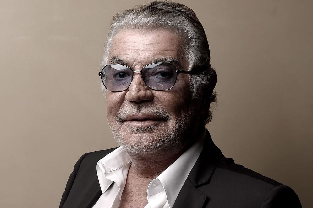 Roberto Cavalli: Der Modedesigner schwebt erneut im Babyglück.