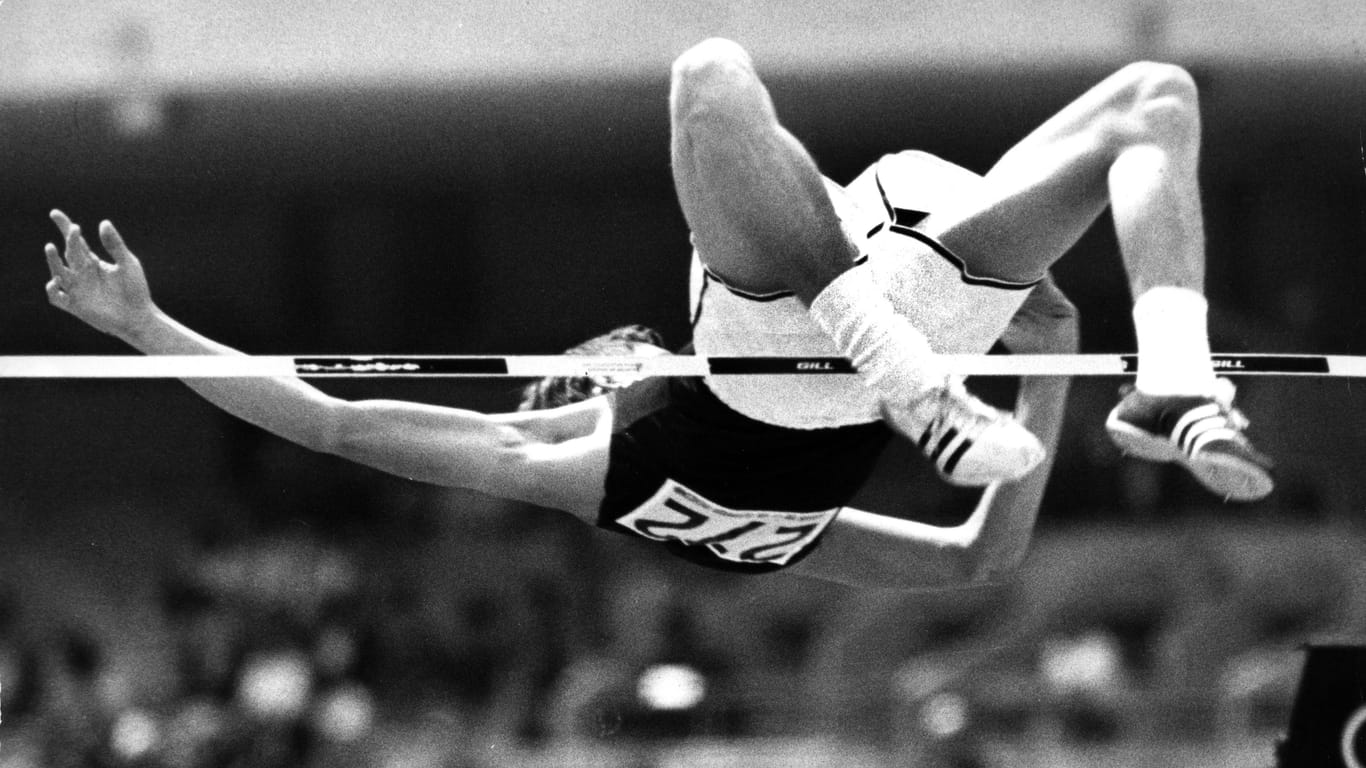 Dick Fosbury: Während den Olympischen Spielen 1968 machte er seinen berühmten Fosbury-Flop.