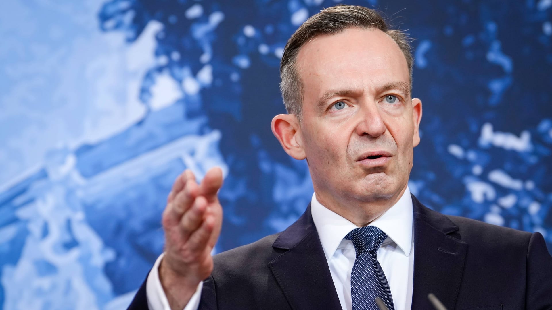 Verkehrsminister Wissing: Im Zusammenspiel mit der Bahn könne das Fahrrad zu einer attraktiven Alternative werden. Verkehrsminister Wissing: Im Zusammenspiel mit der Bahn könne das Fahrrad zu einer attraktiven Alternative werden.