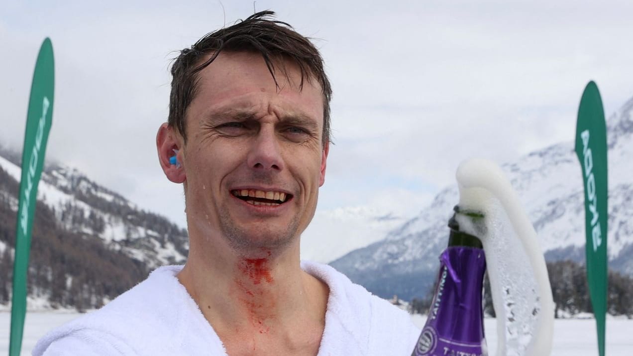 Der tschechische Extremsportler David Vencl: Niemand tauchte so tief unter einer Eisdecke wie er. Der tschechische Extremsportler David Vencl: Niemand tauchte so tief unter einer Eisdecke wie er.