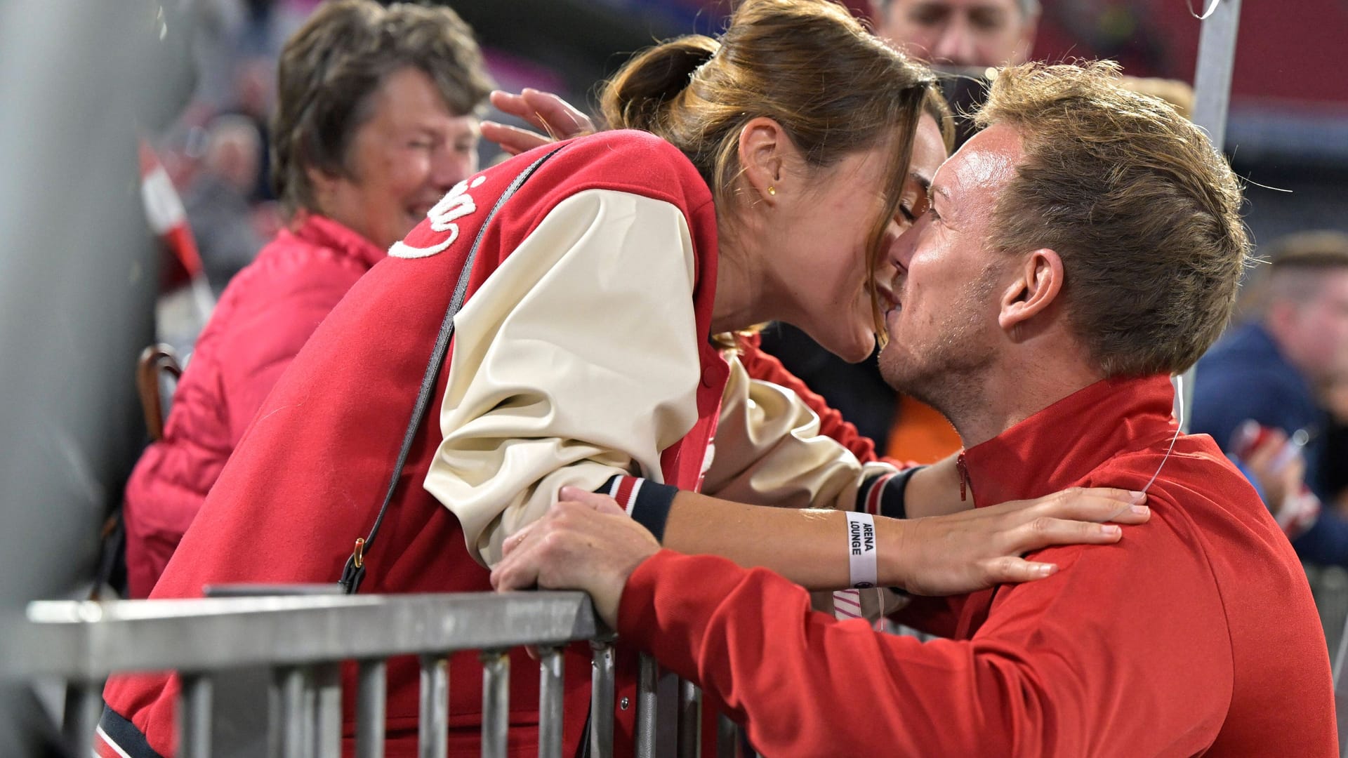 Lena Wurzenberger und Julian Nagelsmann: Hier zeigte sich das Paar im Oktober 2022 im Münchner Stadion.