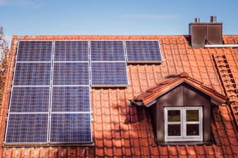 Auf Hochtouren: Zwischen März und September erzeugen Solaranlagen knapp 80 Prozent ihres Jahresertrags.